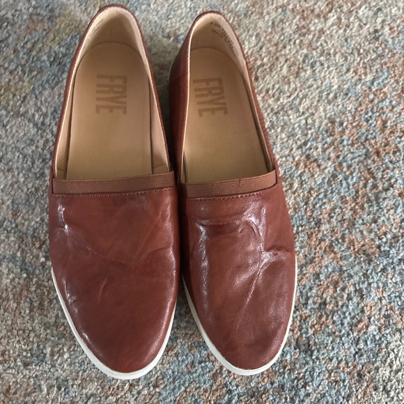 Frye Shoes - FRYE Melanie Slip-On Flat Leather Sneaker 8.5